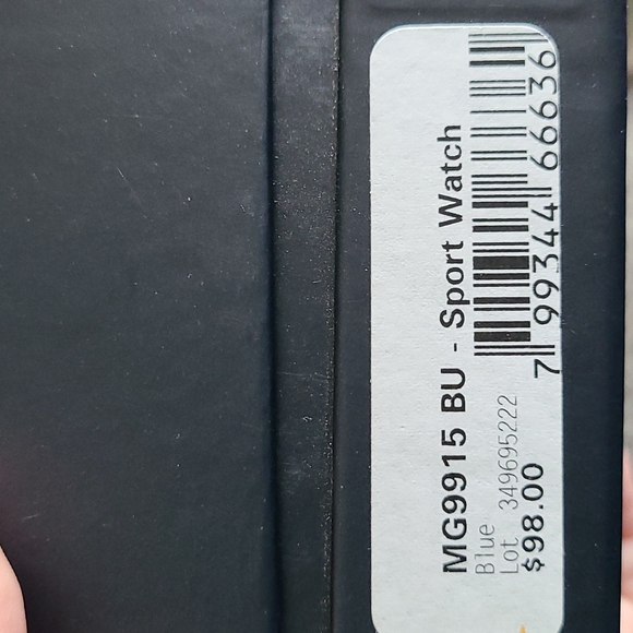 Watch - Picture 2 of 3